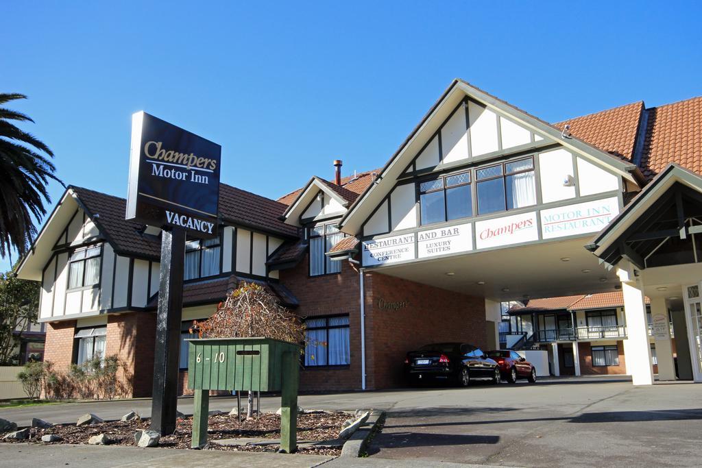 Champers Motor Inn Lower Hutt Buitenkant foto